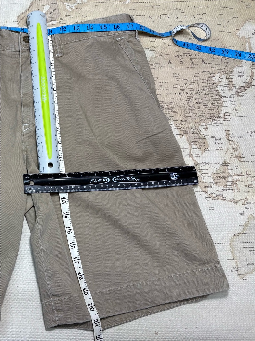 Polo Ralph Lauren•Chino Style•Shorts•Khaki•Flat Front•5 Pocket•Sz 34•Drawstring - Picture 8 of 16